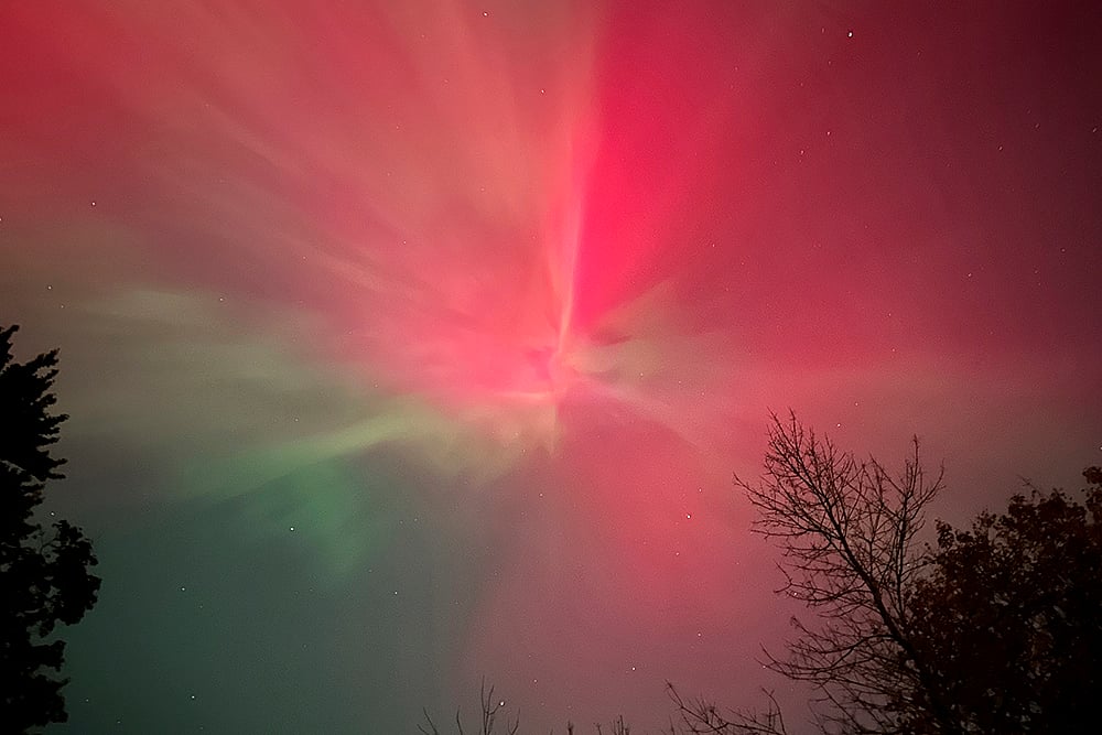 Northern Lights Solar Storm photo gallery_3