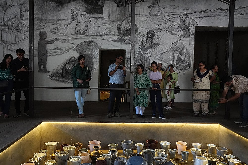 Durga Puja 2024: Kolkatas Durga Puja Pandals photo gallery_5