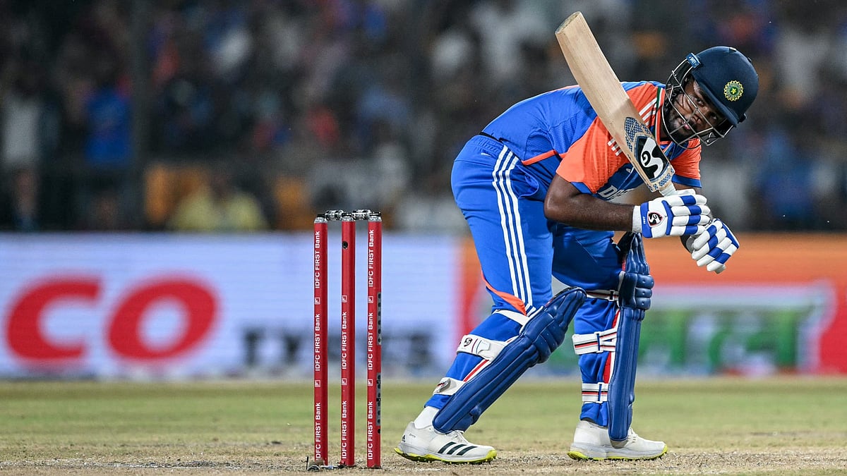 Sanju Samson batting for India. - null