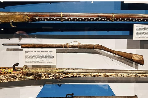 Miniature gun 