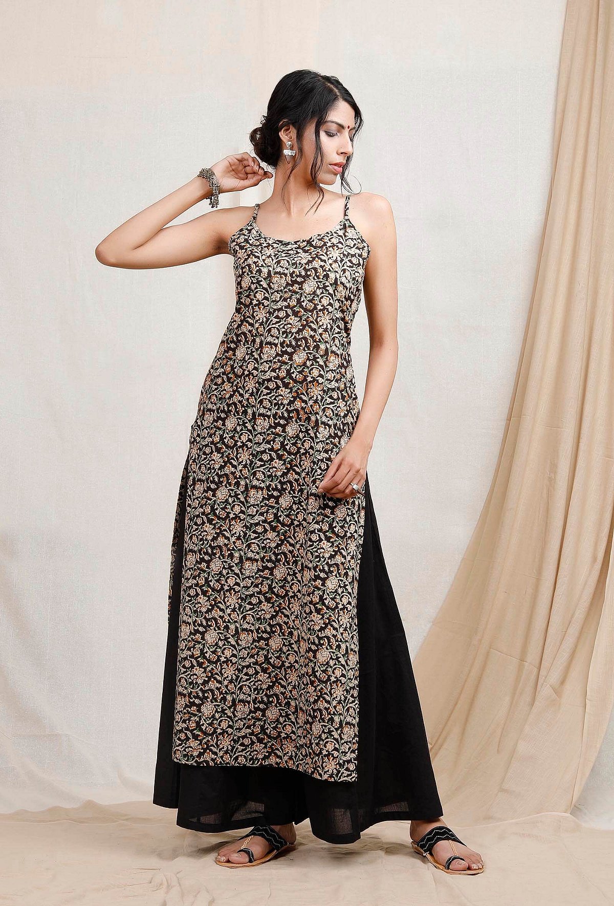 Tjori Fashion