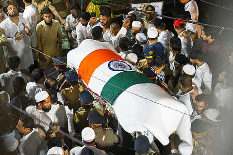 Baba Siddique's last rites in Mumbai