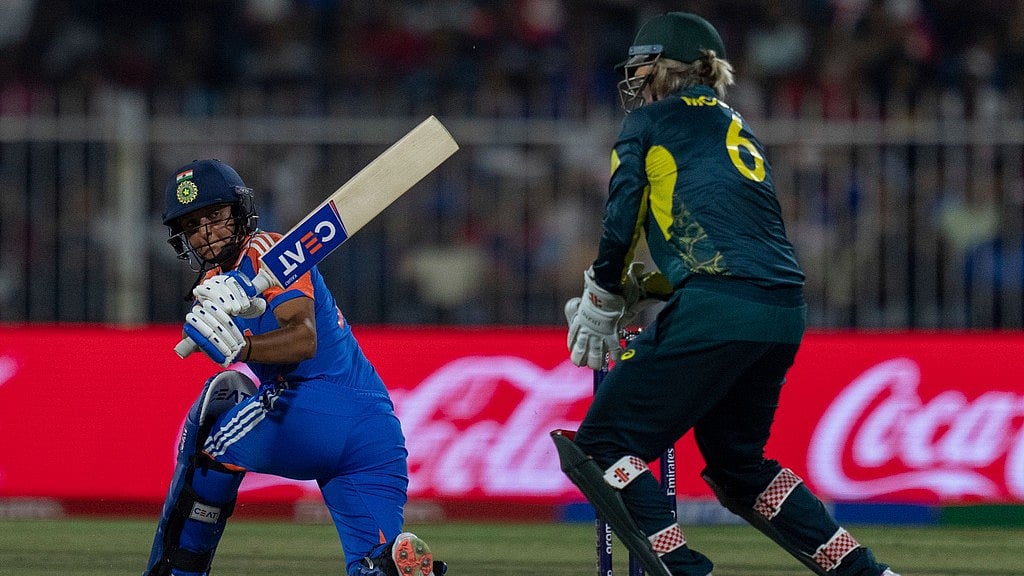 AP : Harmanpreet Kaur batting.