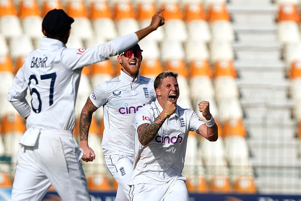 PAK vs ENG 2nd test - Brydon Carse