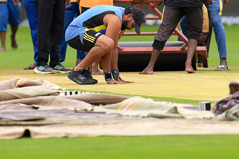 India Vs New Zealand 1st Test Day 1 Photo gallery_10