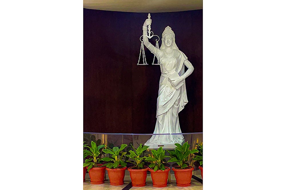 Lady Justice statue at Supreme Court