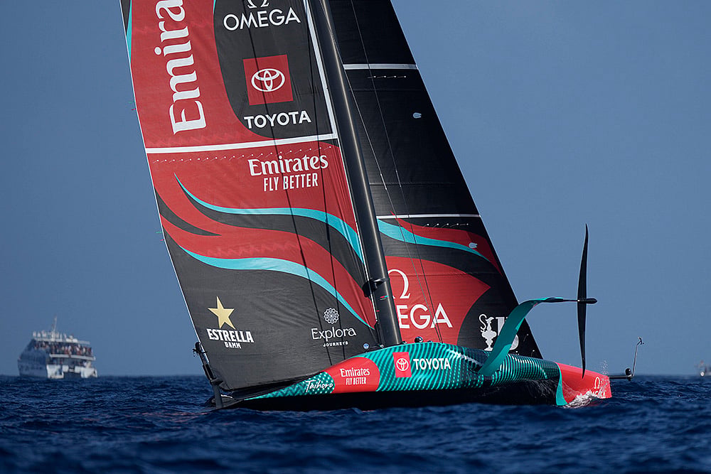 Louis Vuitton 37th Americas Cup Day 4 race 5 photo gallery_5