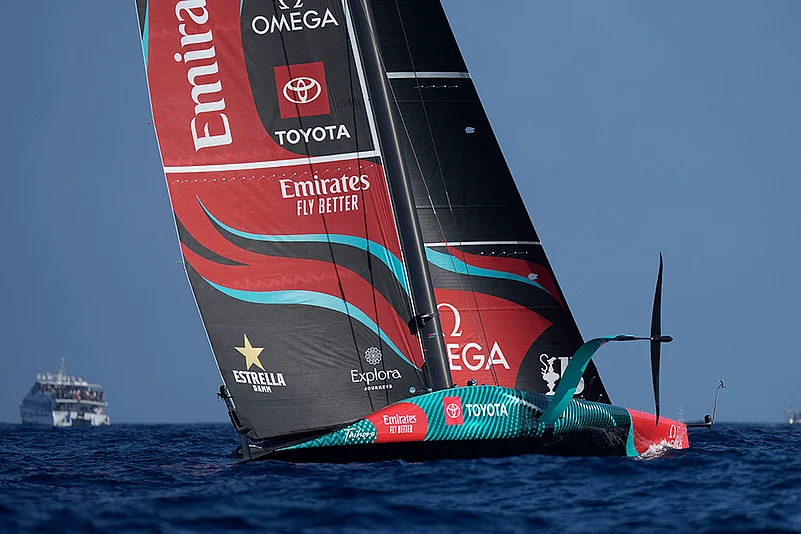Louis Vuitton 37th Americas Cup Day 4 race 5 photo gallery_5