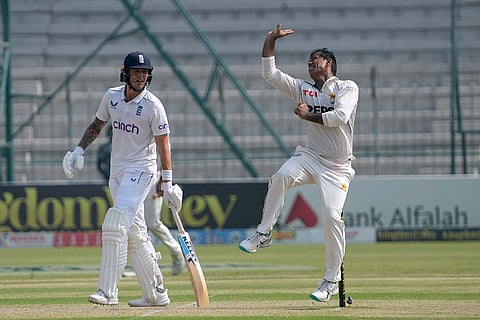 PAK Vs ENG 2nd Test: Pakistan's Noman Ali bowls against England