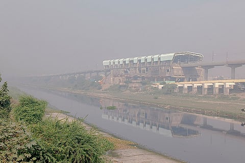 Haze Engulfs Delhi