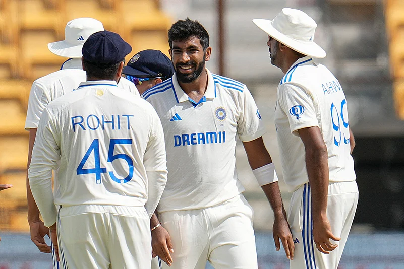 India vs New Zealand 1st Test Cricket Day 3 live Photo gallery_ Jasprit Bumrah
