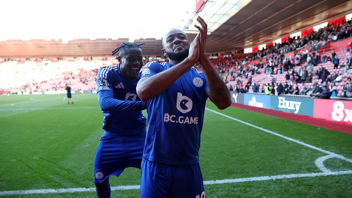 Jordan Ayew celebrates his winner