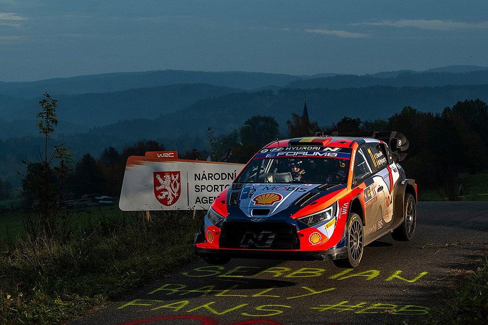 | Photo: Jaanus Ree / Red Bull Content Pool : Thierry Neuville
