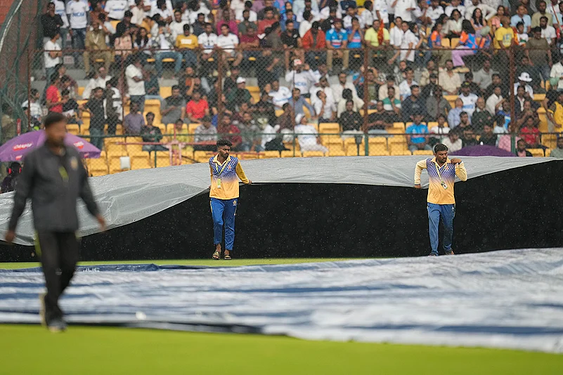 India vs New Zealand 1st Test Cricket Day 4 Photo gallery_Rain stops play
