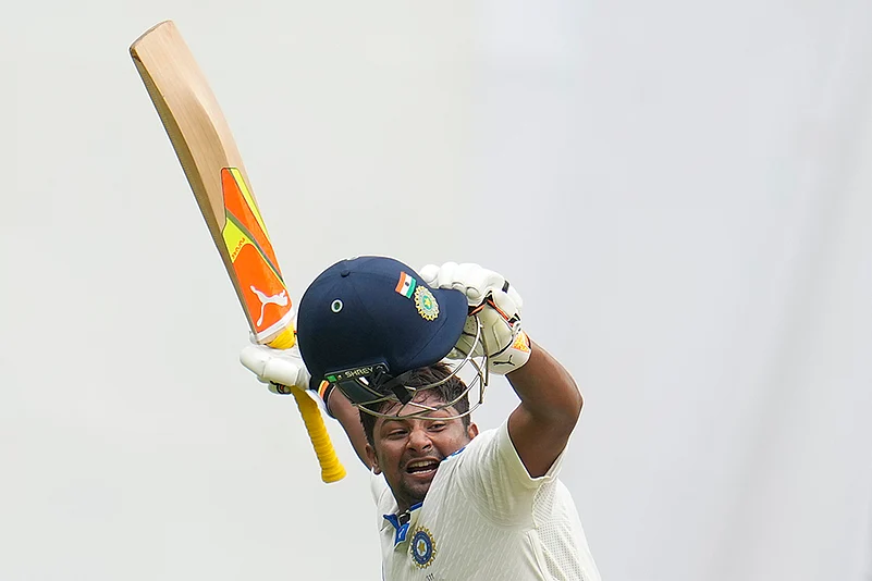 India vs New Zealand 1st Test Cricket Day 4 Photo gallery_Sarfaraz Khan