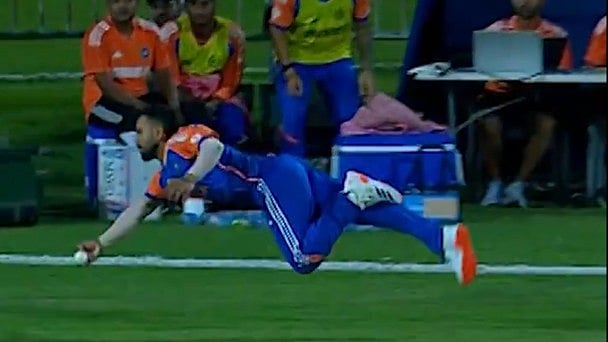 Ramandeep Singh's spectacular catch to dismiss Yasir Khan during the India-A vs Pakistan-A, Emerging Teams Asia Cup match in Al Amerat. - Star Sports screengrab