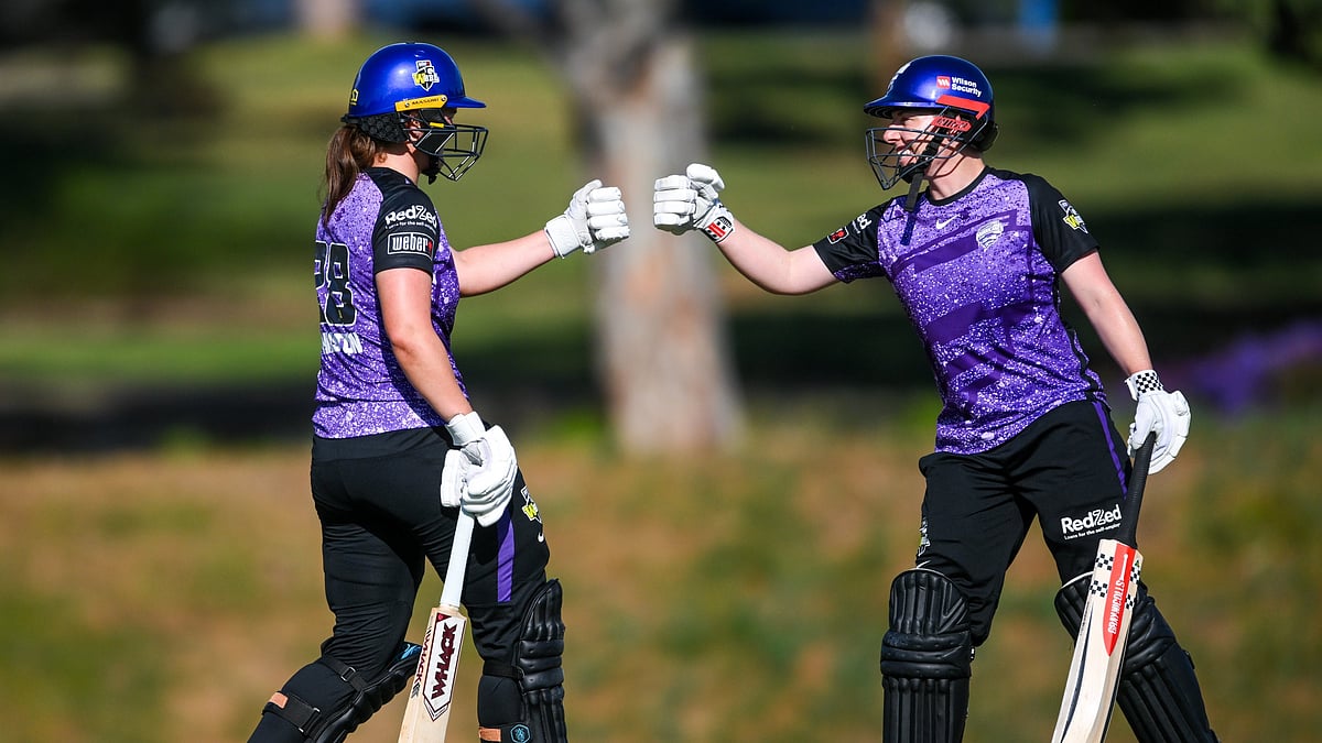 Hobart Hurricanes Women during a match.  - X | @HurricanesBBL
