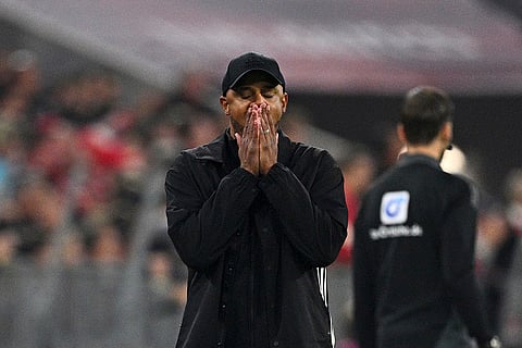 Bundesliga 2024-25: Munich coach Vincent Kompany clasps his hands 