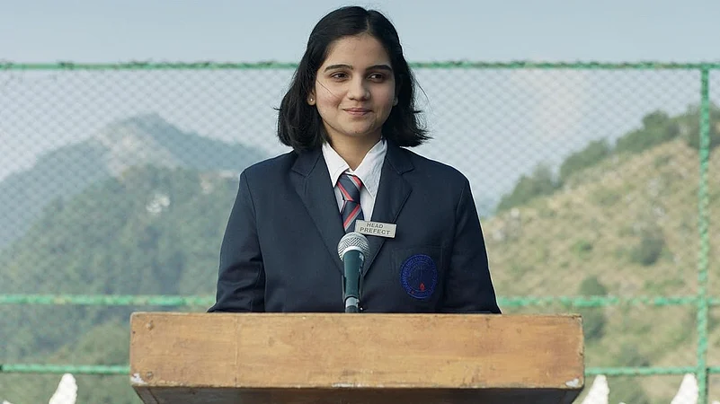Mira (Preeti Panigrahi) In Girls Will Be Girls (2024)