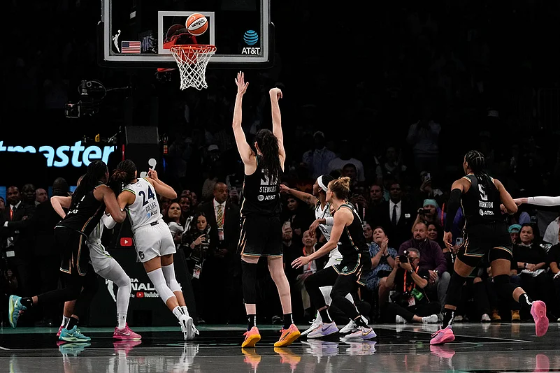 2024 WNBA Basketball Finals New York Liberty vs Minnesota Lynx photo gallery_