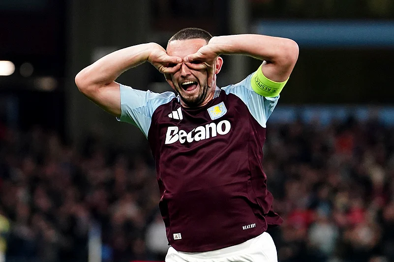 2024-25 UEFA Champions League soccer Aston Villa Vs Bologna Photo gallery_John McGinn