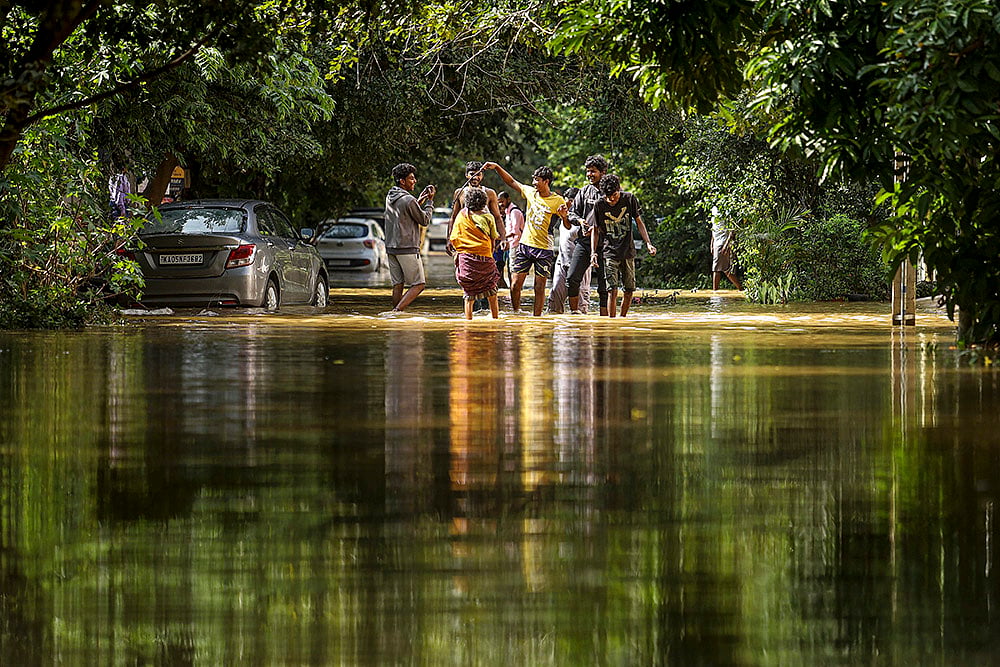 Karnataka Rains: Flood in Bengaluru Photo gallery_10