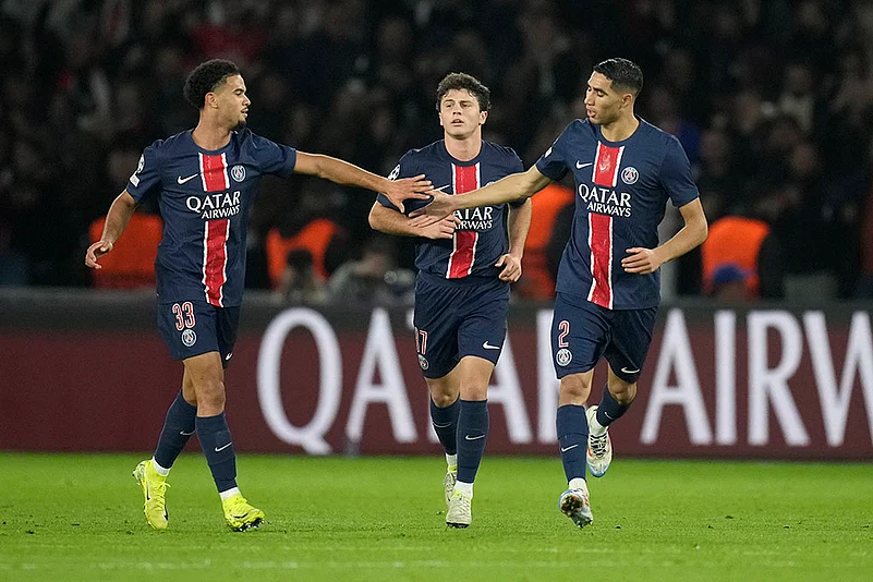2024-25 UEFA Champions League soccer Paris Saint-Germain vs PSV Eindhoven_Achraf Hakimi
