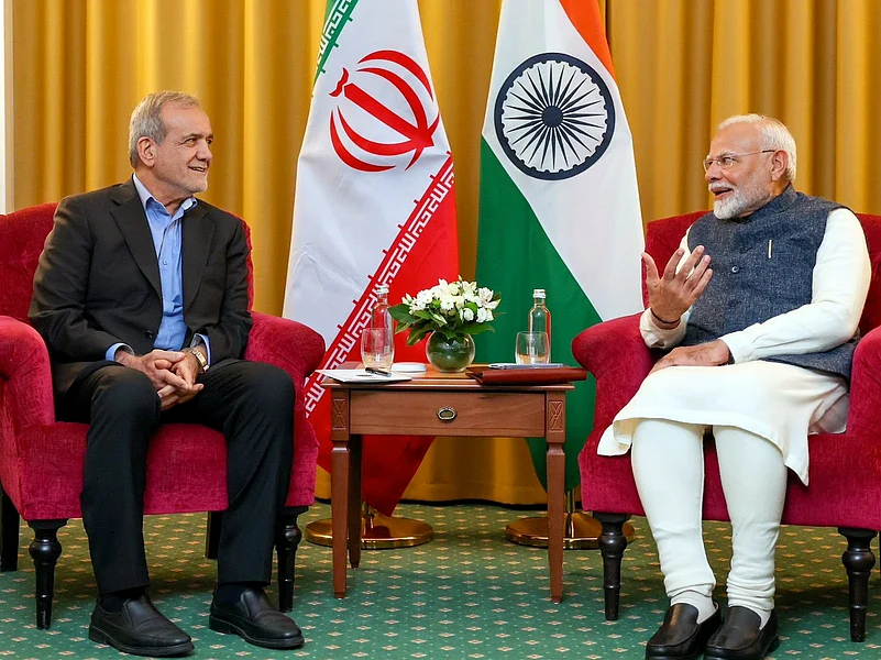 PM Modi meets Iran President Masoud Pezeshkian