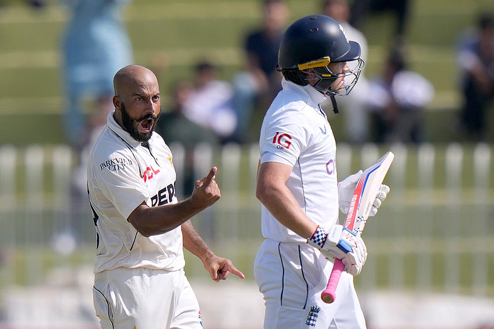 Pakistan vs England 3rd Test cricket Day 1 Photo gallery_Sajid Khan