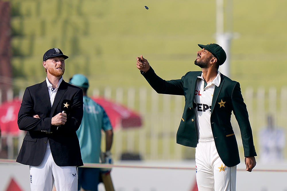 Pakistan vs England 3rd Test cricket Day 1 Photo gallery_Shan Masood