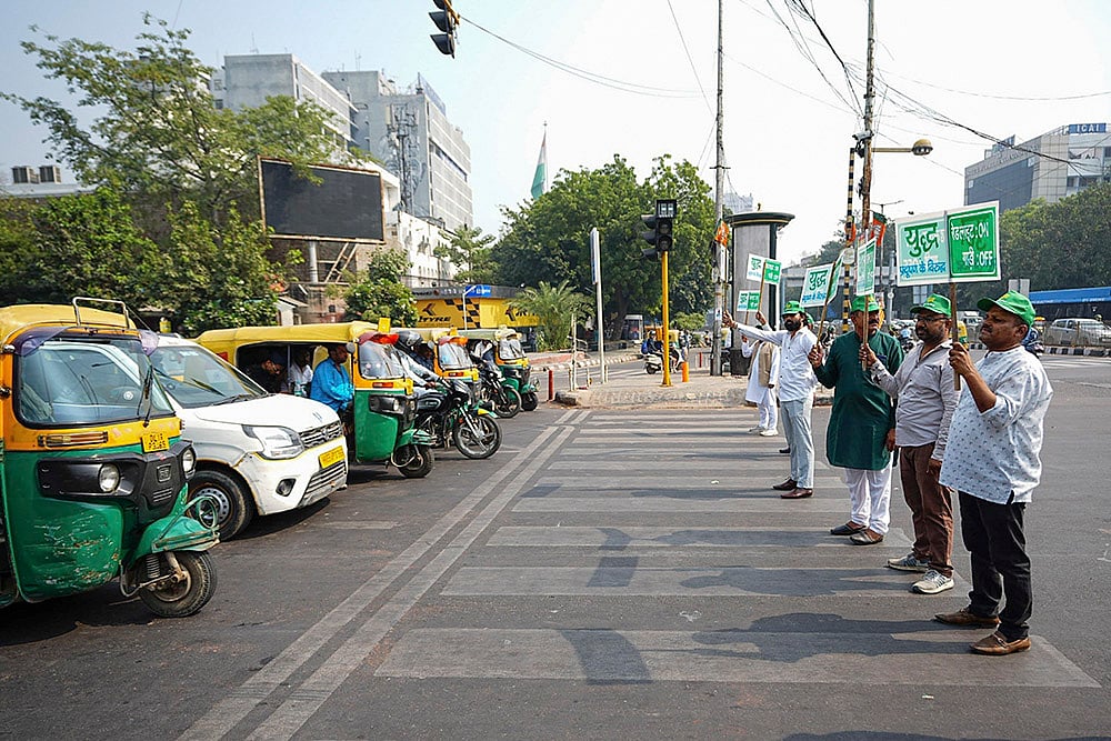India Weather gallery: Air pollution in Delhi NCR_