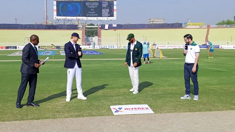 pakistan vs england 3rd test rawalpindi toss