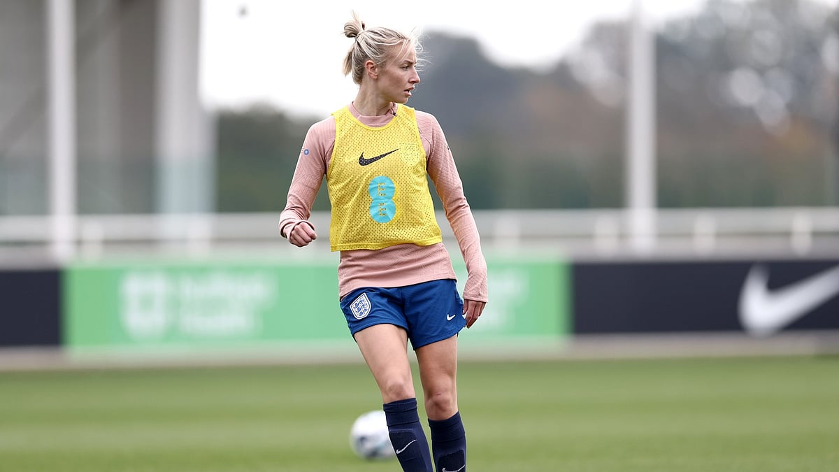 England defender Leah Williamson - null