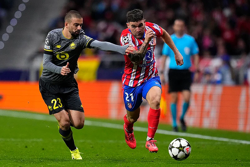 2024-25 UEFA Champions League Atletico Madrid Vs LOSC Lille soccer gallery_Edon Zhegrova