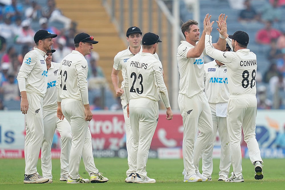 India Vs New Zealand 2nd Test cricket Day 1 photo gallery_Tim Southee