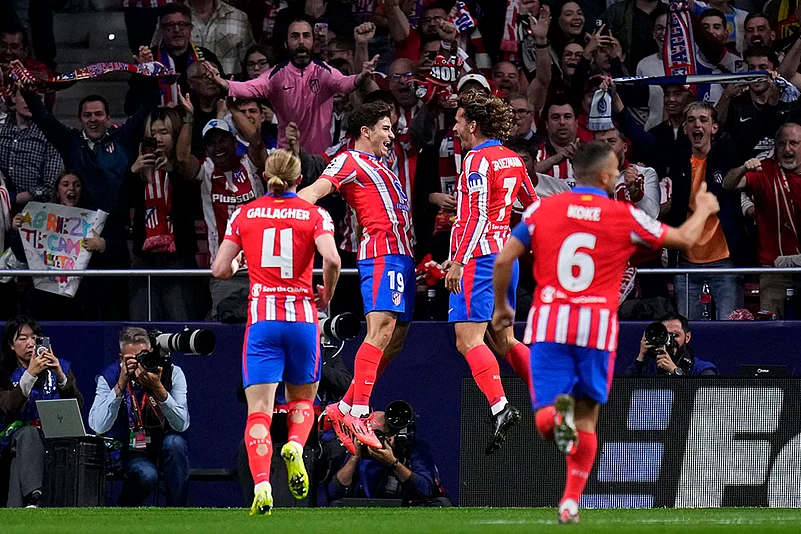 2024-25 UEFA Champions League Atletico Madrid Vs LOSC Lille soccer gallery_Julian Alvarez