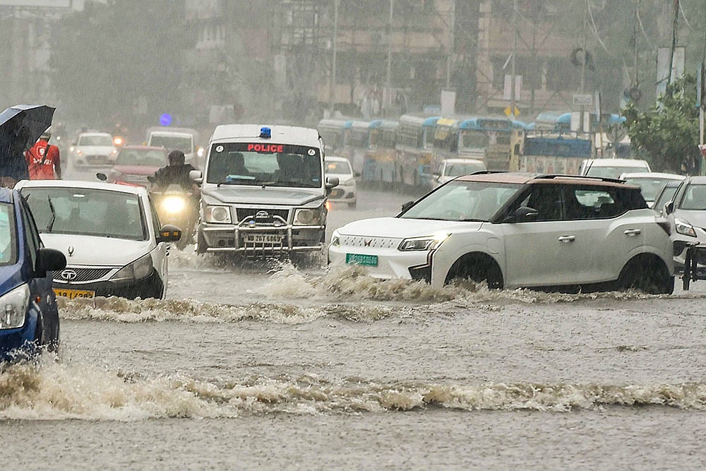 Rainfall in Kolkata after Cyclone Dana