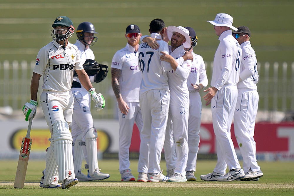 Pakistan vs England 3rd Test cricket Day 2 Photo gallery_Shoaib Bashir