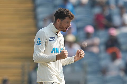 India Vs New Zealand 2nd Test: New Zealand's Mitchell Santner celebrates the dismissal of India's Shubman Gill 