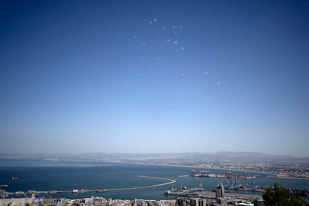 Mideast tensions 2024 Israeli invasion of Lebanon photo gallery_4