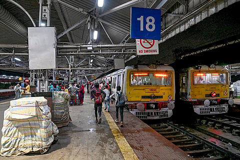 Cyclone ‘Dana’: Sealdah Railway station wears a deserted look