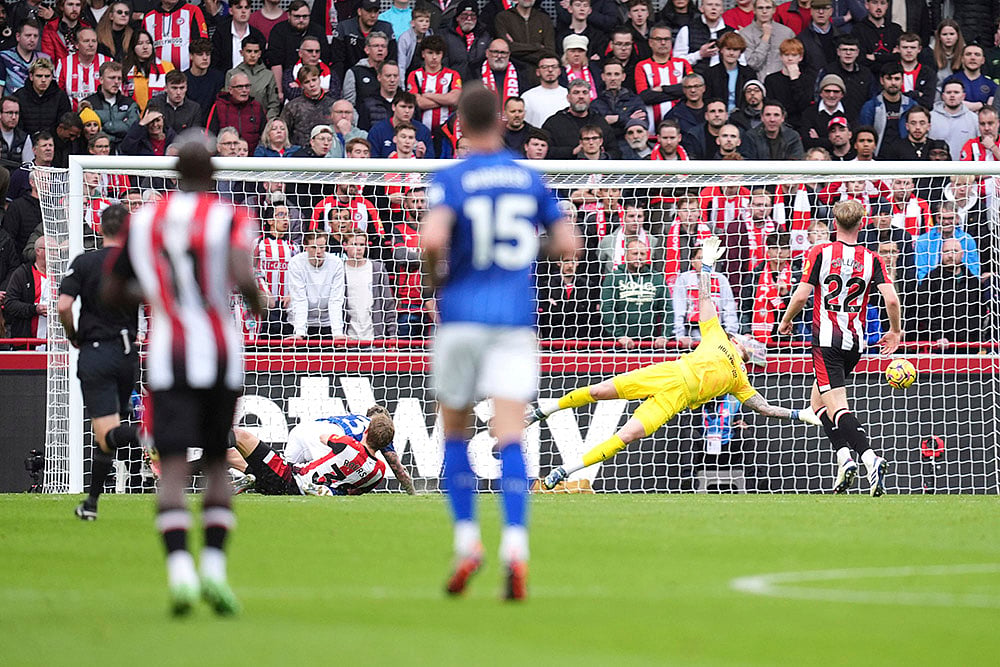 Brentford and Ipswich Town English Premier League soccer photo gallery_Sammie Szmodics