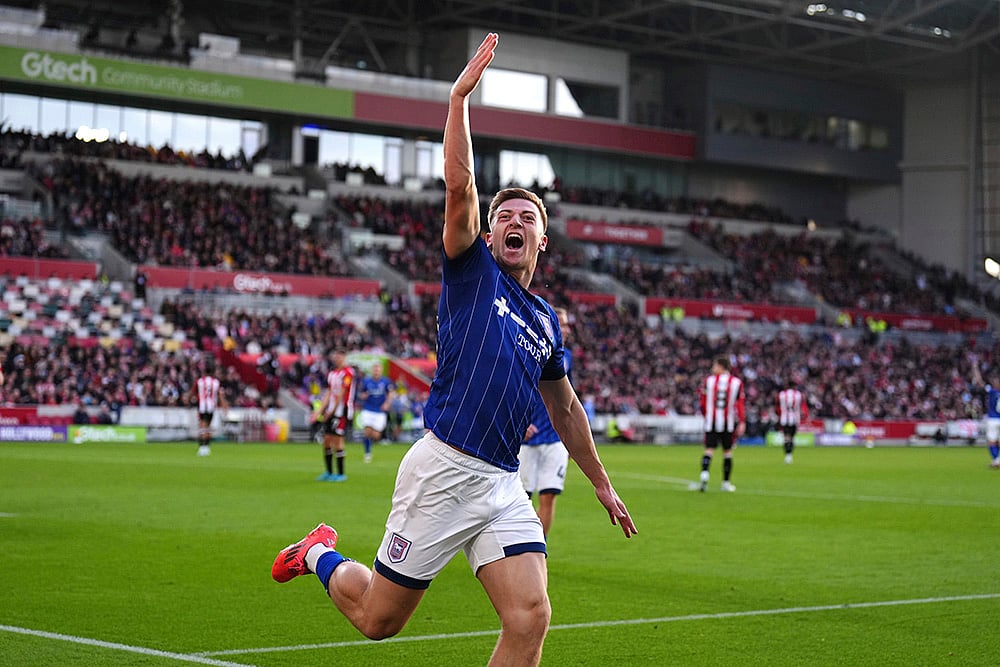 Brentford and Ipswich Town English Premier League soccer photo gallery_