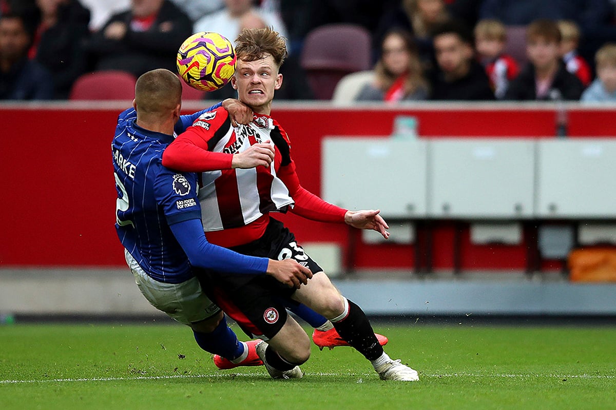 Brentford and Ipswich Town English Premier League soccer photo gallery_