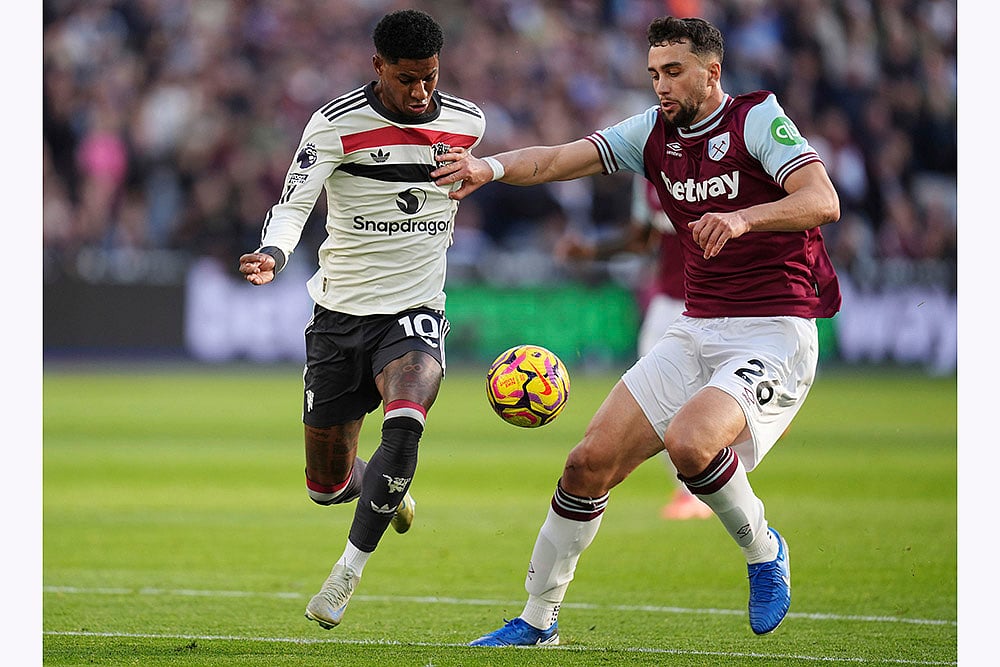 Premier League soccer West Ham United and Manchester United photo gallery_