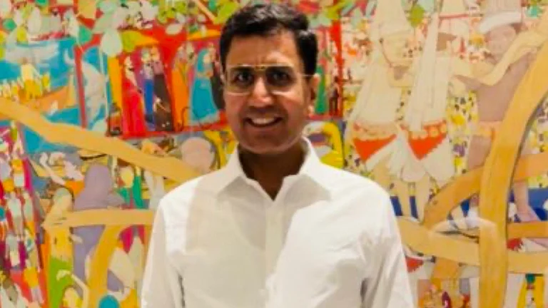 Media Bodies Condemn FIR Against Gujarat Journalist Mahesh Langa - X/@LangaMahesh
