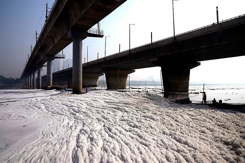 India Pollution Yamuna River (Water) Pollution Photo Gallery_7