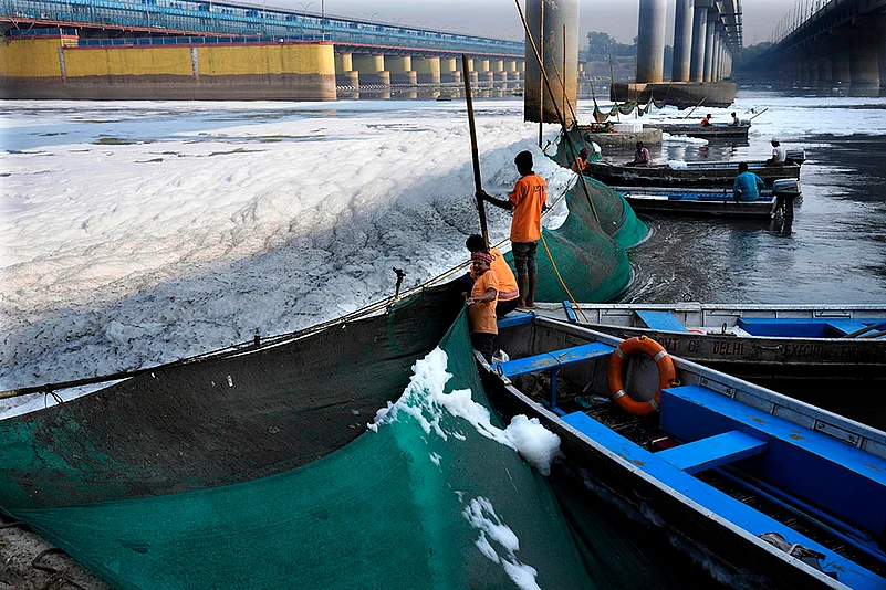India Pollution Yamuna River (Water) Pollution Photo Gallery_6