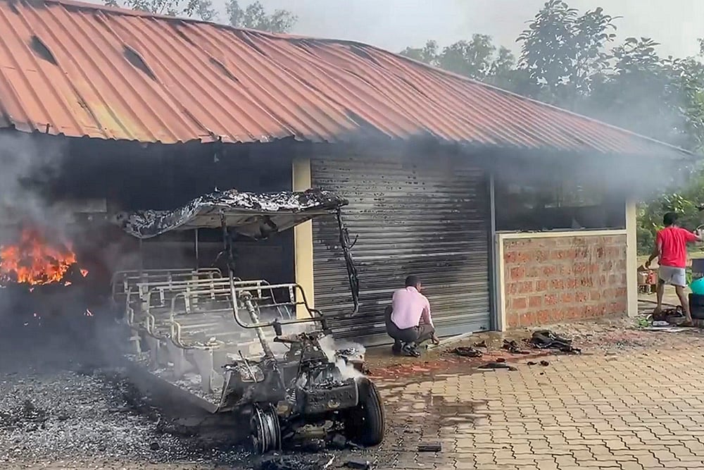 Fire in Pilikula Nature Reserve in Mangaluru