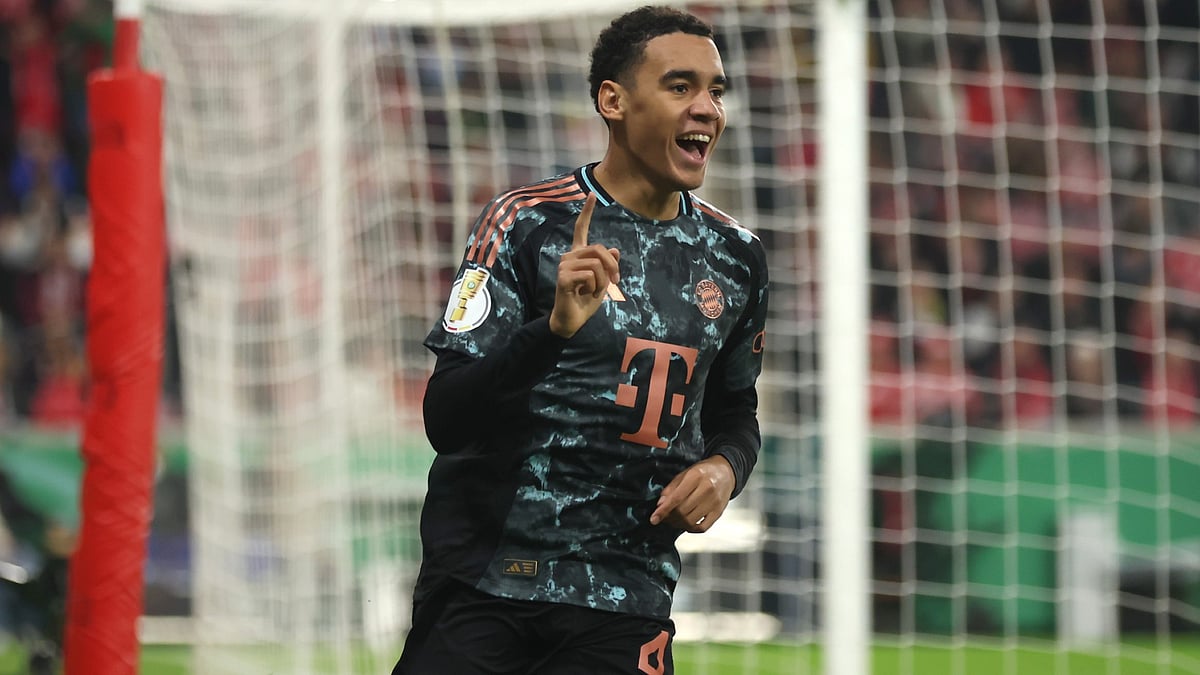 Jamal Musiala's hat-trick helped Bayern Munich through to the next round of the DFB Pokal